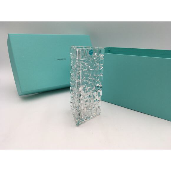 Tiffany & Company Sierra Rock Triangular Crystal Bud Vase 7.5" in Box - Picture 1 of 10